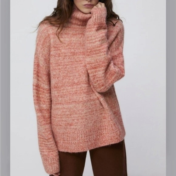 Zara Alpaca Blend Turtleneck Sweater - Blush Pink - Boxy & Oversized Fit - Picture 2 of 13